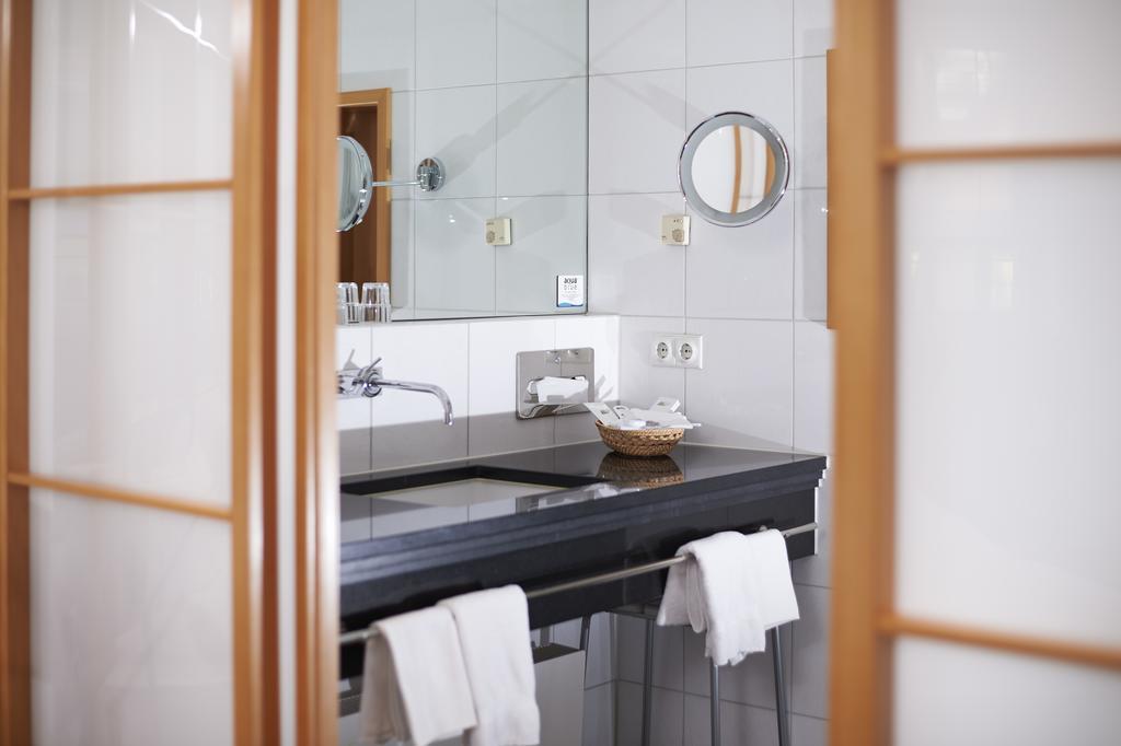 Romantichotel Goldener Karpfen Fulda Zewnętrze zdjęcie